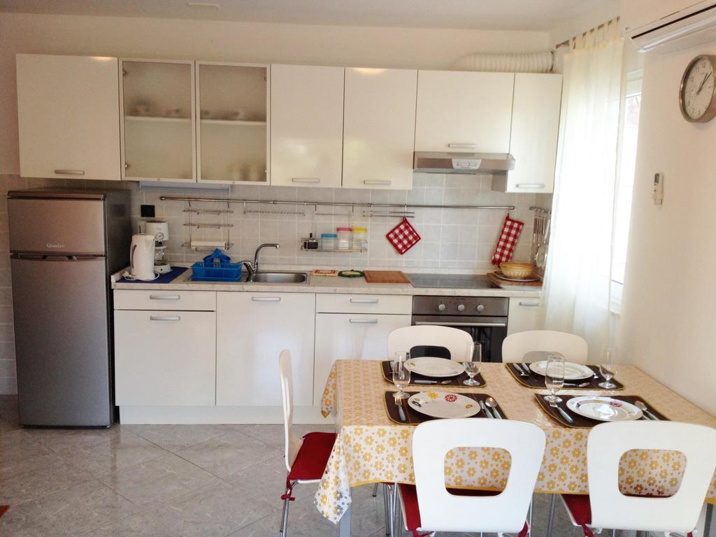 פודסטראנה Kristian Apartments מראה חיצוני תמונה