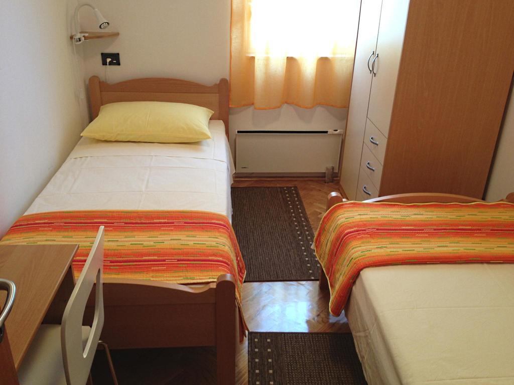 פודסטראנה Kristian Apartments מראה חיצוני תמונה