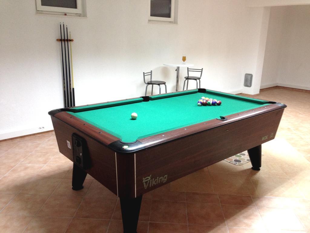 פודסטראנה Kristian Apartments מראה חיצוני תמונה